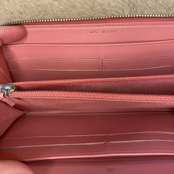 Chanel Pink Quilted Lambskin Zippy Wallet - Picture 9 of 10